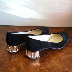 Anne Klein Haedyn elegant jeweled 👠